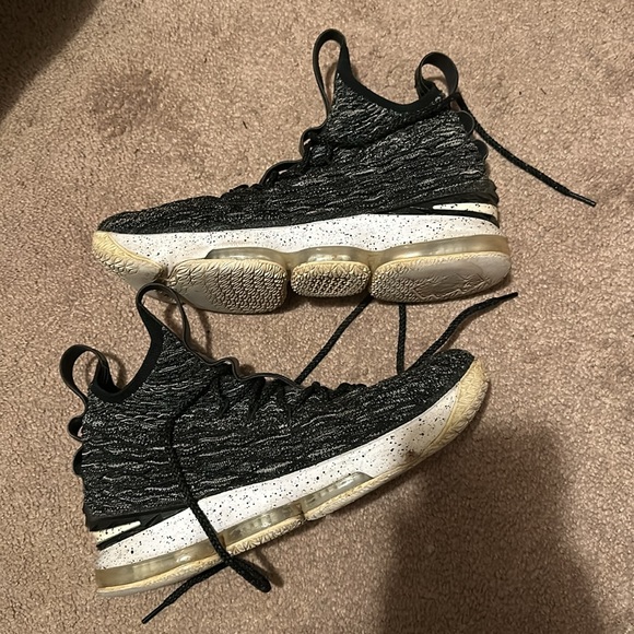 Lebron 15 ashes - Picture 3 of 3